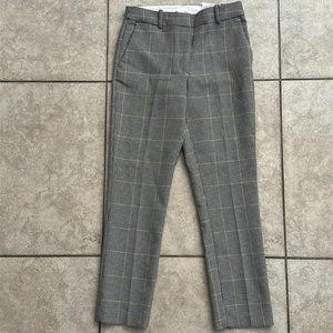 H&M - Business Trouser Black, White and Gold Mini Check Pattern. Size 4. NWOT